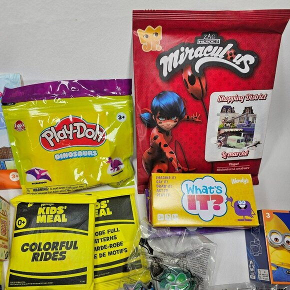 Lot of 20 Happy Kids Meal Toys McDonalds Wendys Dinosaurs Play Doh Kung Fu Panda - Picture 3 of 8